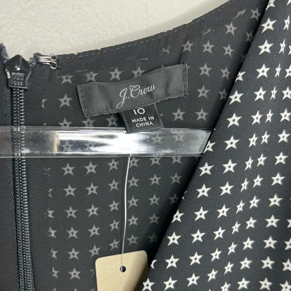 J. CREW - NWT - black & white peplum w/ stars,deep v-neck, ruffled top. Size 10. - Picture 3 of 9